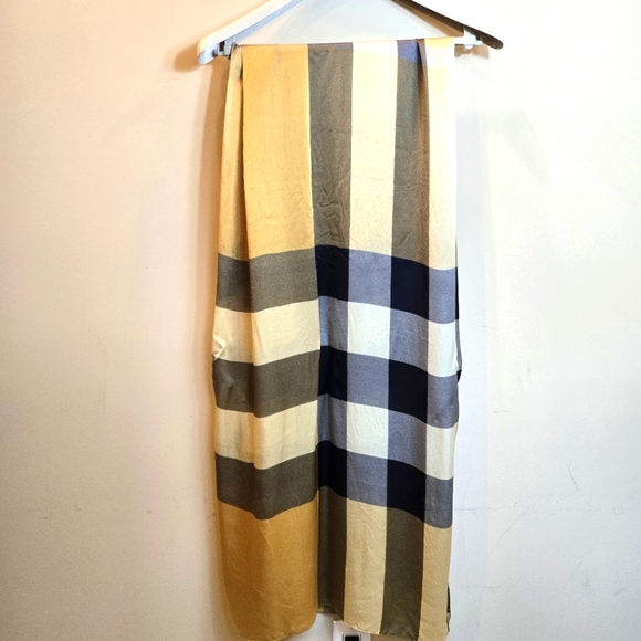 Burberry Yellow Silk Lightweight Mega check plaid scarf - Picture 2 of 10